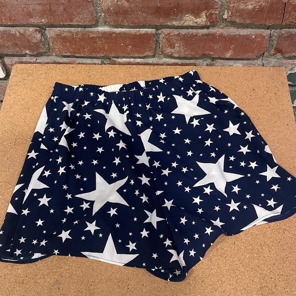Show Me Your Mumu Ambres & Cabana Star Spangle short only size XS New - Picture 3 of 4